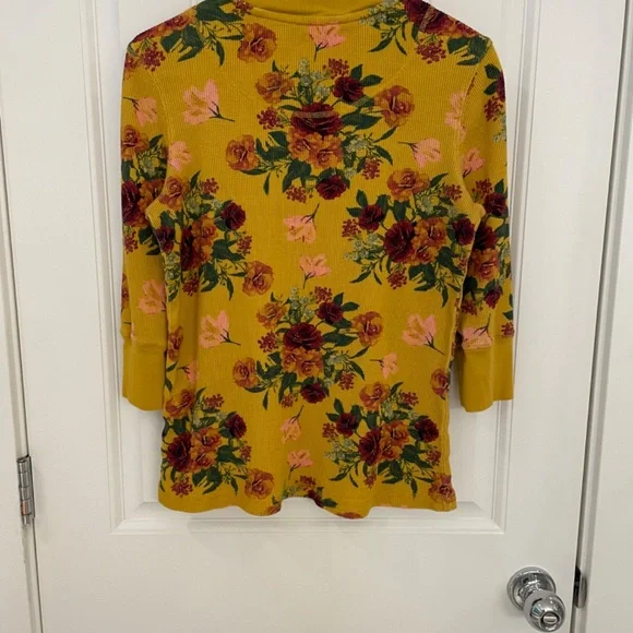 Sundance gold Autumn floral waffle knit 3/4 sleeve top, Size L - Picture 2 of 10